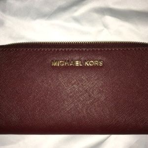 Michael kors continental wallet
